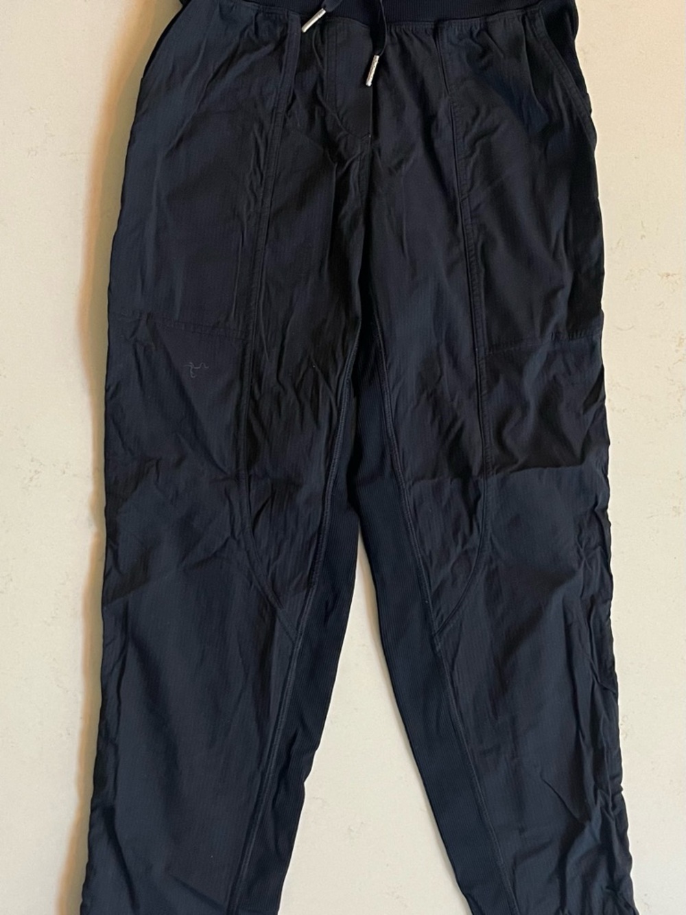 lululemon athletica studio pants in black size 2